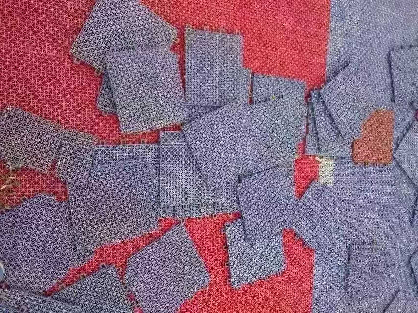 悬浮式拼装地板质量是产品品质的保证