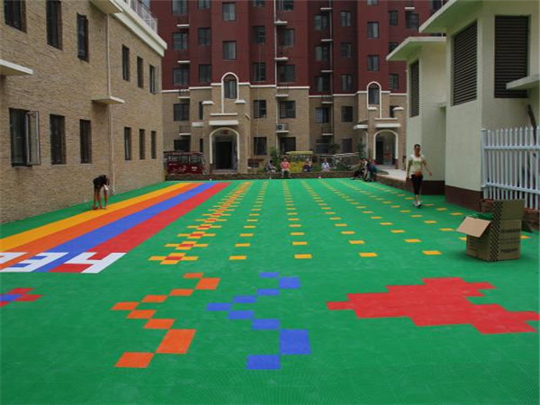 悬浮地板多姿多彩可铺设场地场景众多